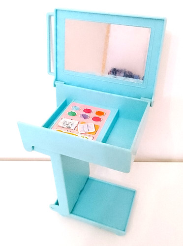 Barbie loving care playcase - barbie,